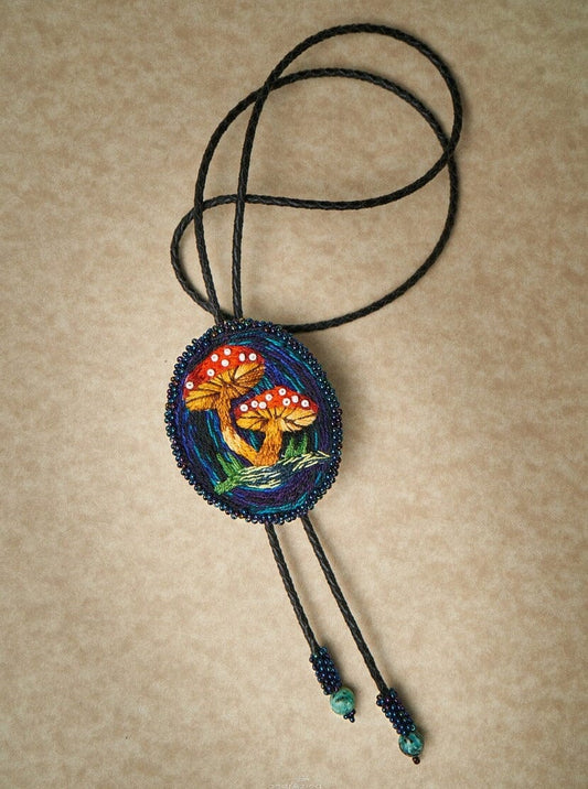 Briar Patch Bolo Tie
