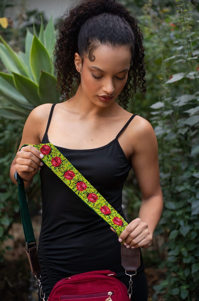 Lady Apple Purse Strap